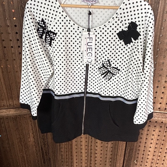 Black and White French Light Weight jacket in spired by Italian Quailty Made - Picture 11 of 16